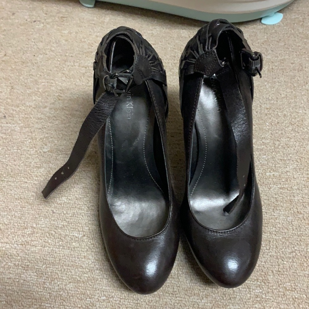 Calvin Klein Brown Pumps